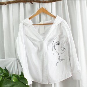 H&M WHITE SHIRT WITH DRAWING